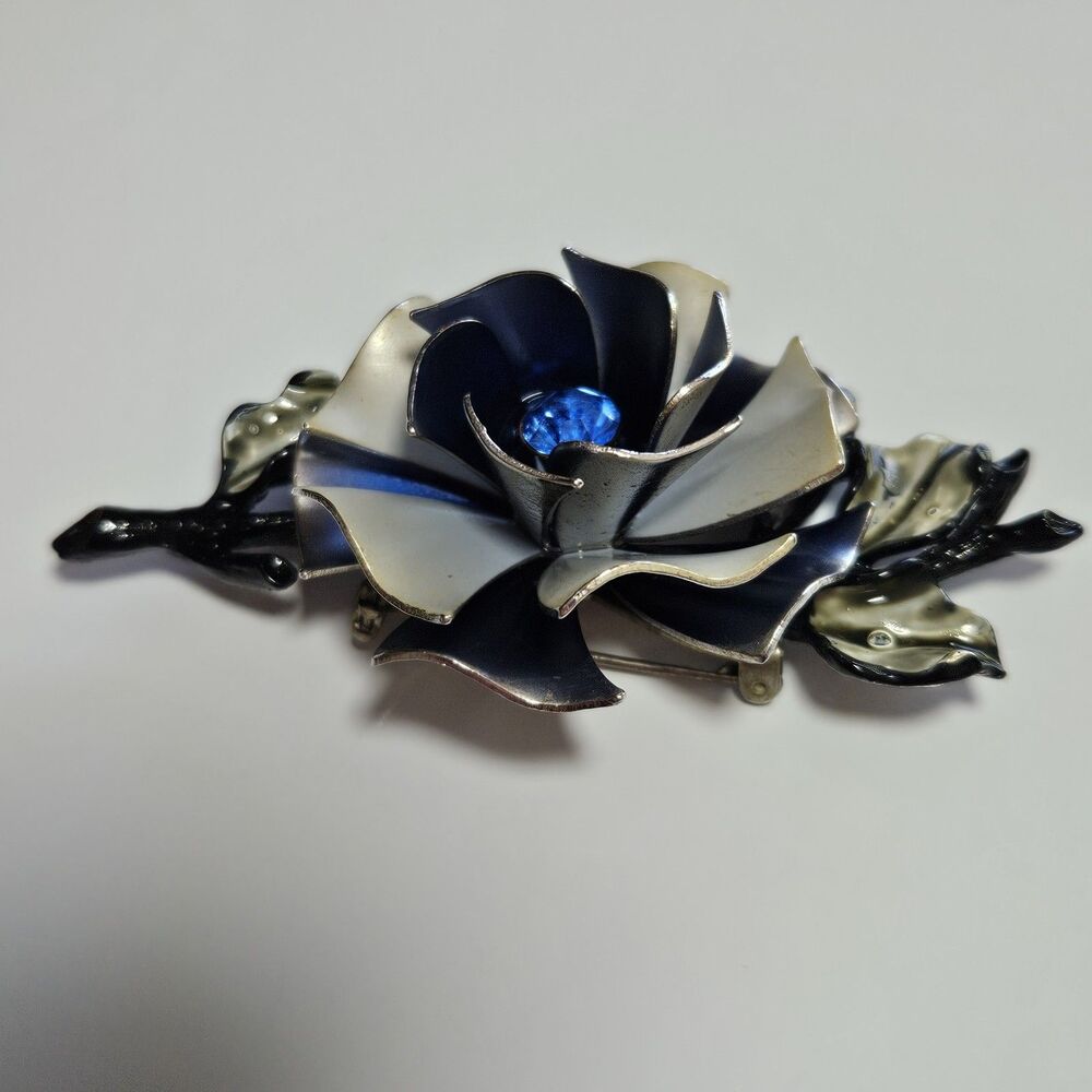 Coro Classic Grey Rose Blue Rhinestone Vintage Pin Brooch - Picture 9 of 10